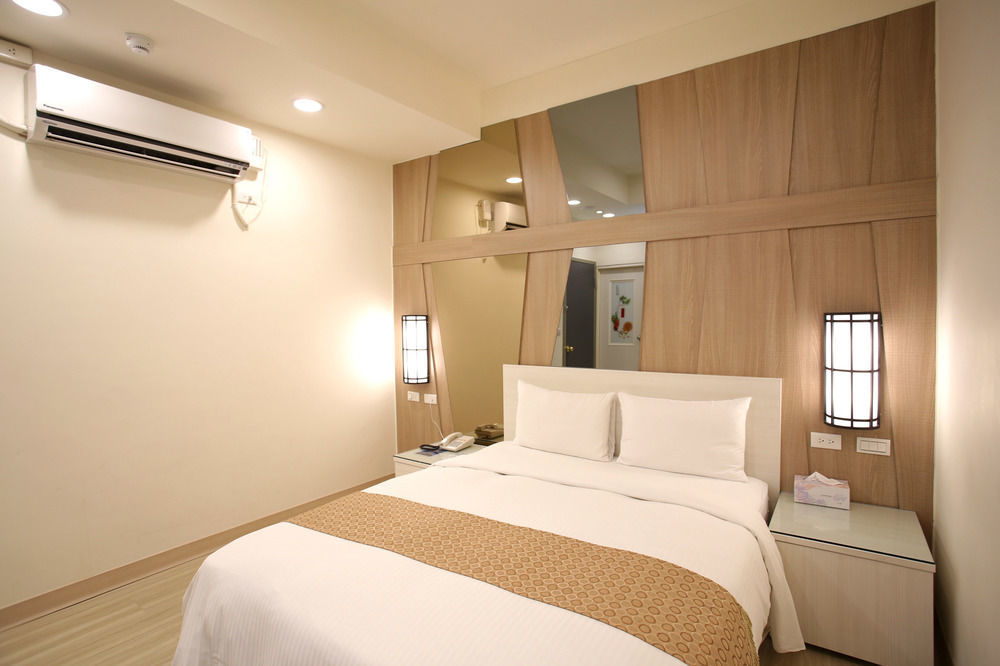 Chengdian Hotel Taipei Exterior photo